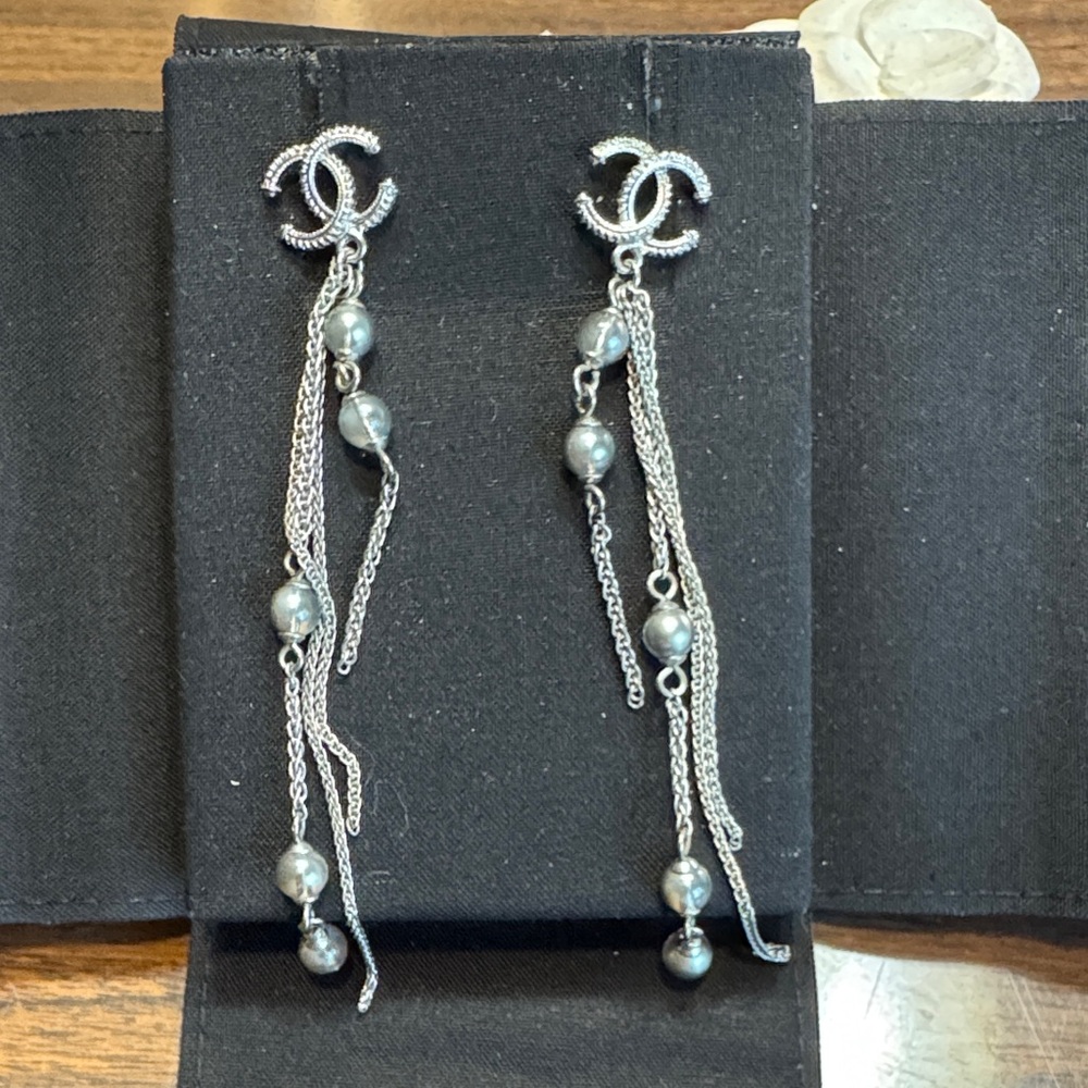 Elegant Chanel Pearl Dangle Earrings